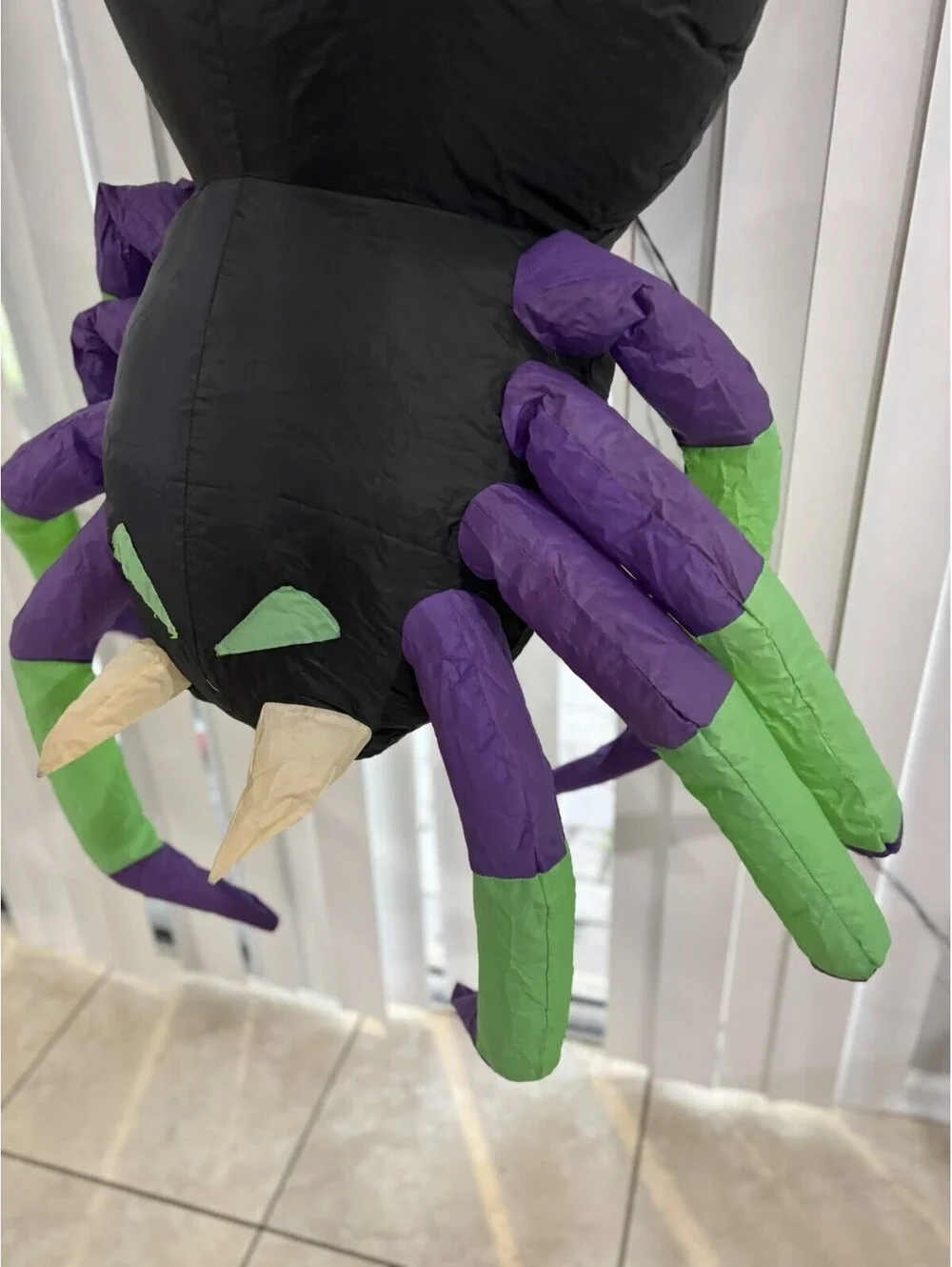 Self-Inflatable Hanging 5’ Long Halloween Spider With 1 Cord By Air Flowz Tested